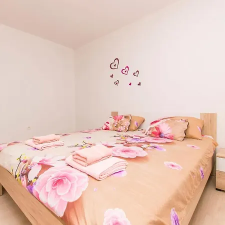 Cherry Garden * Задар