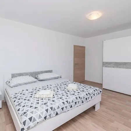 Cherry Garden Апартаменты