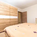 Cherry Garden Apartment *