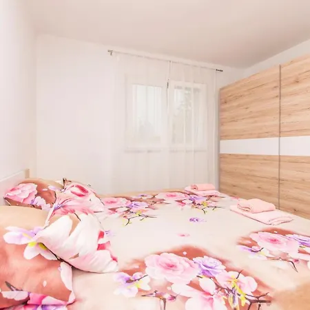 Cherry Garden * Zadar